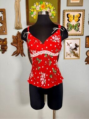 2000s Y2K Just In Time Cherry Floral Lace Top